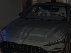 سفينة صينية سريعة توربو 2WD DCT سيارة MG كهربائية 7Gears وقود MG6 Pro Sedan سيارة جديدة