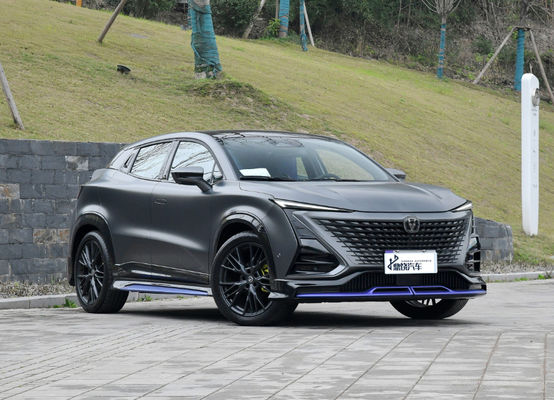 شراء في الأسهم الصينية السفن السريعة تشانغ إيه EV تشانغ UNI-T سيارة توربو 1.5L الغاز سيارات SUV للبيع