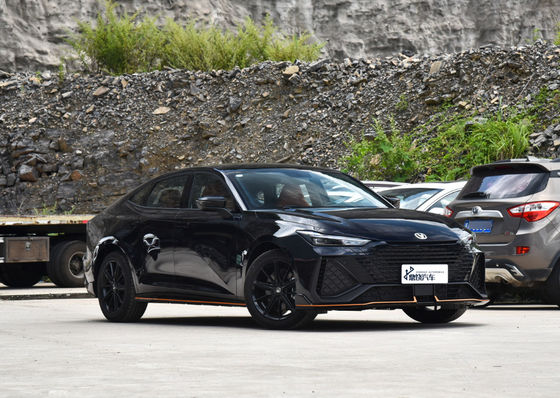 سعر جيد سفينة سريعة توربو 2WD تشانغ إن EV تشانغ UNI-V الصين رخيصة DCT هاتش بيك سيارة سيدان