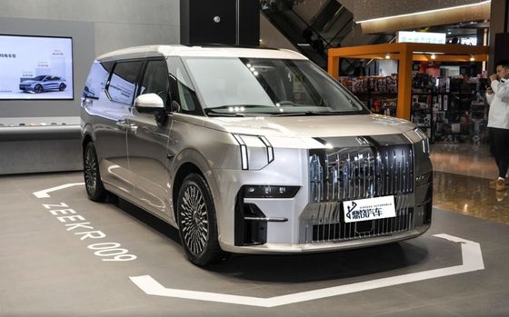 مصنع السيارات 2WD Zeekr سيارة كهربائية Zeekr 009 5 باب 6 مقعد MPV EV سيارة جديدة