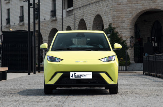 الصين طاقة جديدة رخيصة أوتوماتيكية BYD EV سيارة غول 75Ps 305Km 135Nm 55Kw مركبة ميني EV سيارة جديدة
