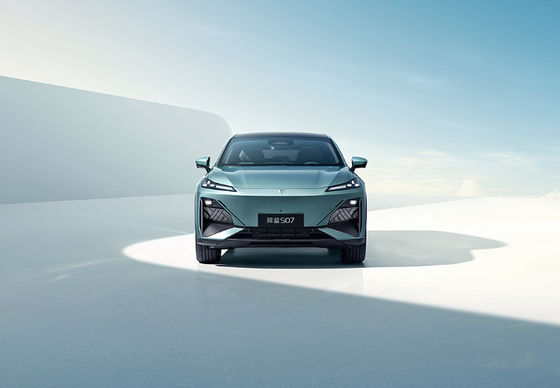 طراز التوربو الشخصي للبالغين 4WD 1.5L Chang An EV Deepal S07 بنزين وقود هجين سيارة جديدة